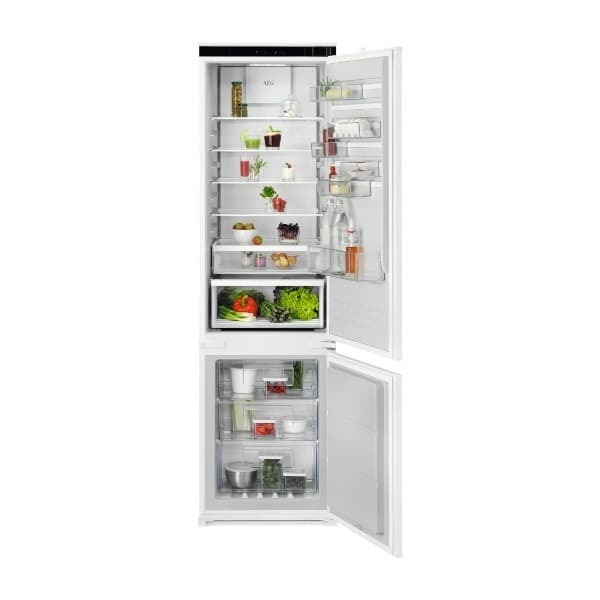 AEG 6000-serien NSC6M19FDS integrert kombiskap (Pakket ut og inn i org embalasje)